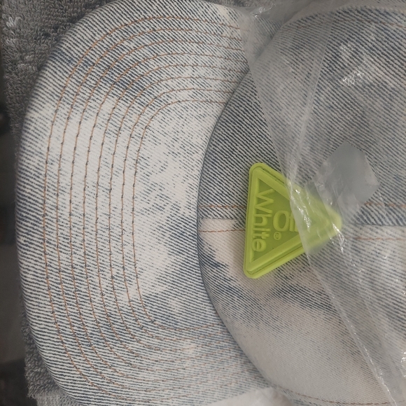 Off-white Denim Hat - Picture 6 of 7